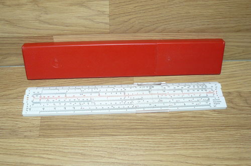 Вещи времён СССР (очень много фотографий)